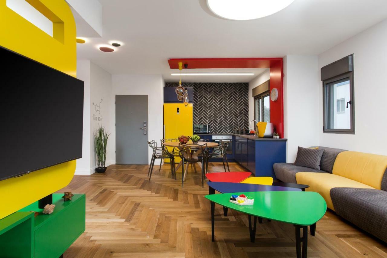 Colorful Bnb Apartment Haifa Exterior foto